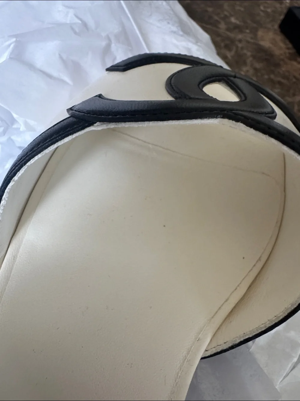 Chanel 26s ivory black logo slides sandals flats sz 39